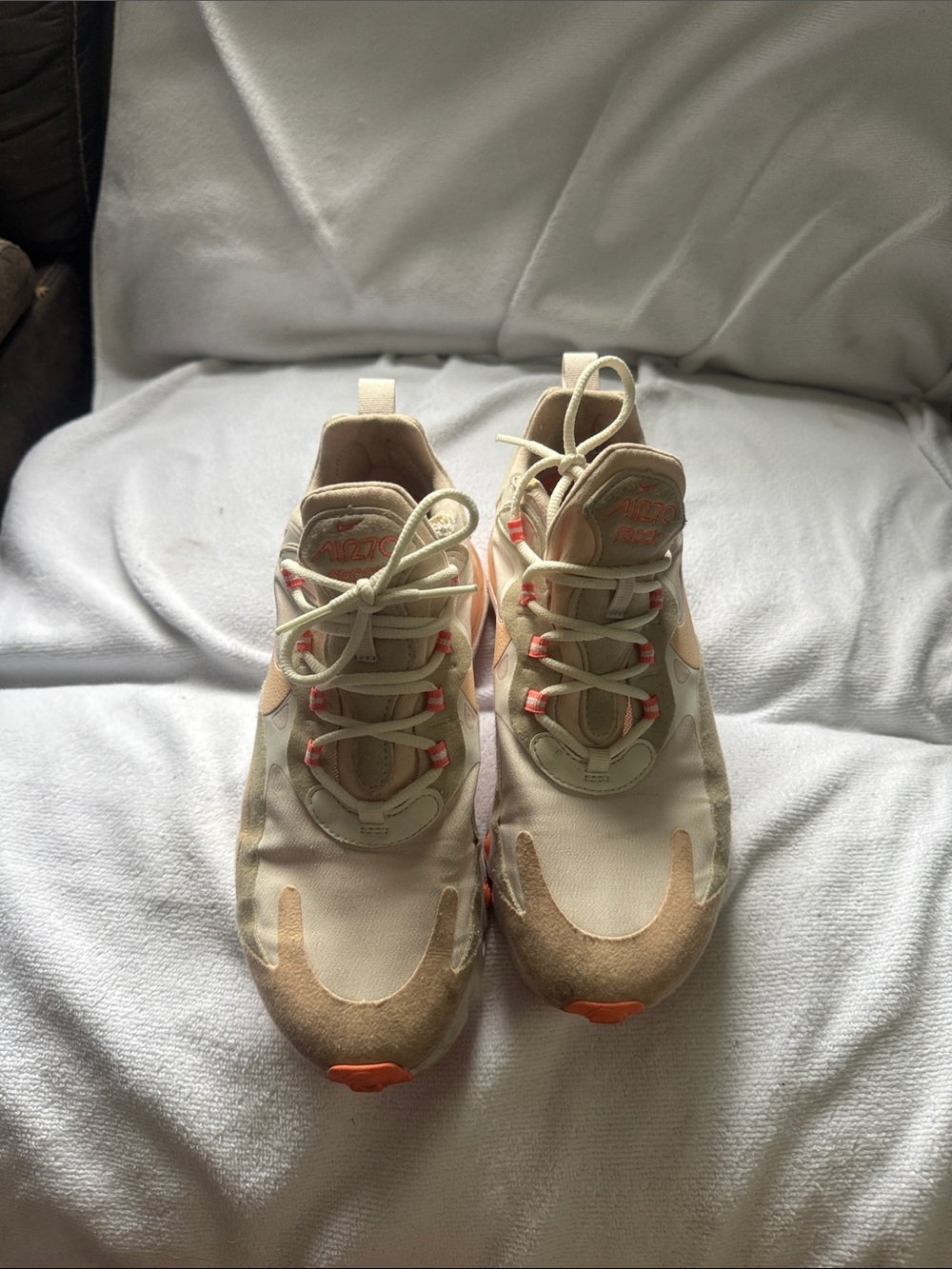Nike Women’s Beige Sneakers with Coral Accents